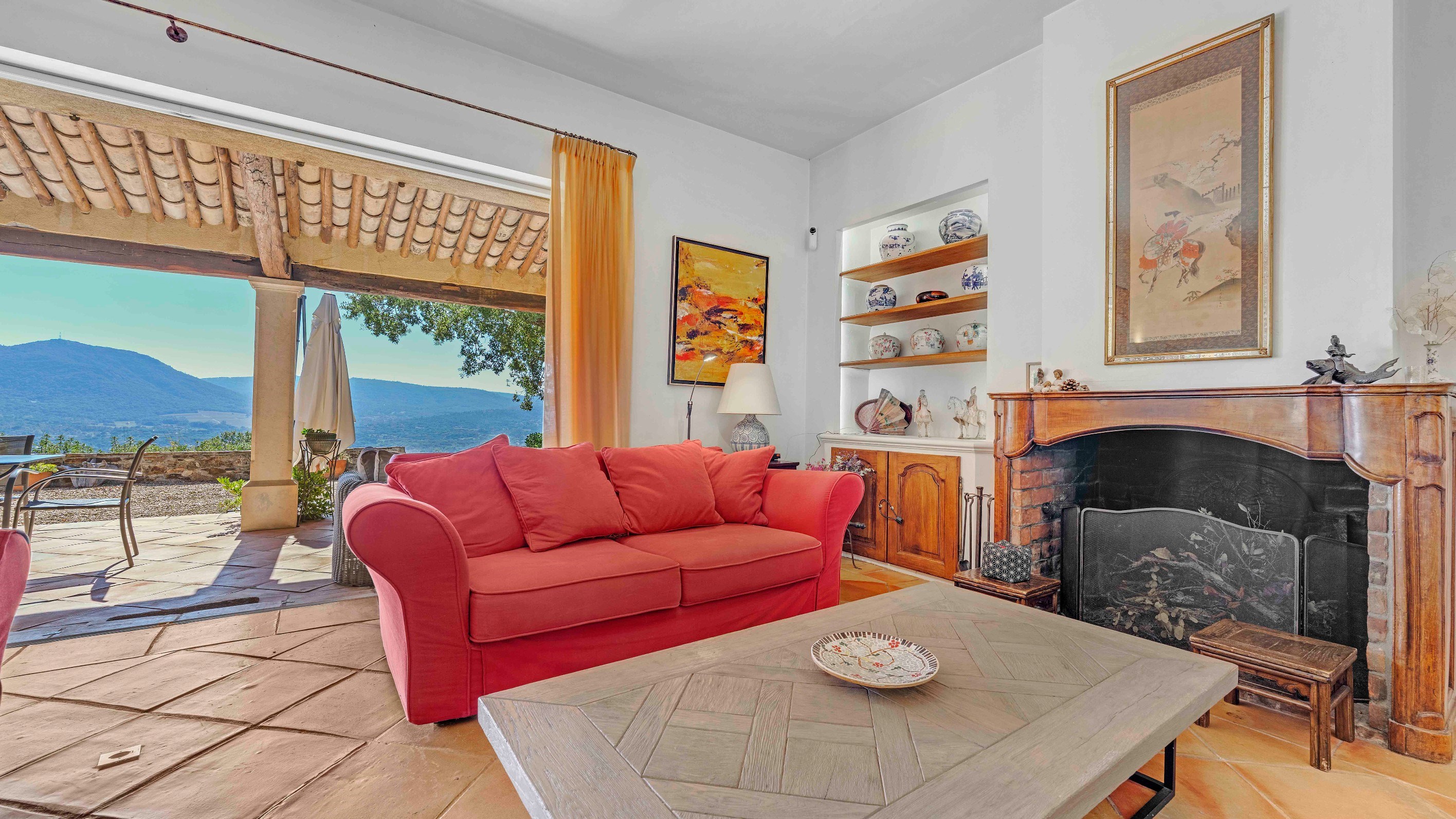  Luxury provençal property for sale near Sainte-Maxime and Saint-Tropez - 物件實景