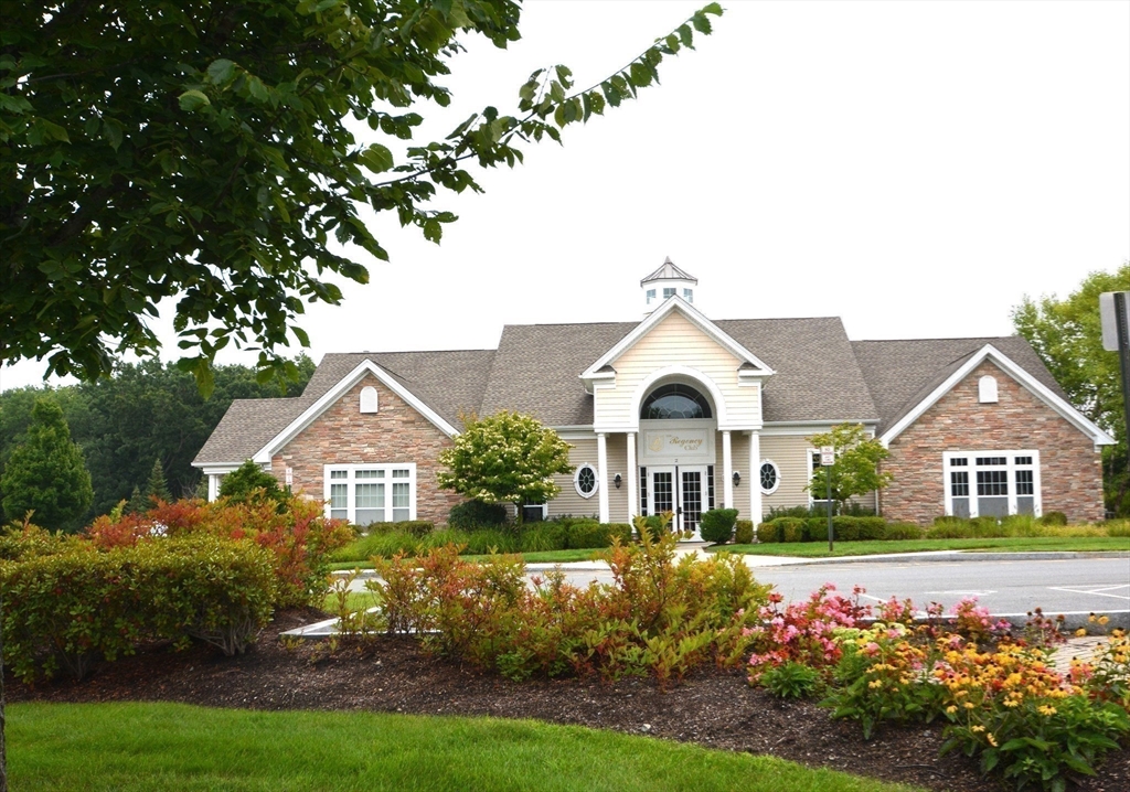 Methuen, Massachusetts, 01844, United States, 2 Bedrooms Bedrooms, ,3 BathroomsBathrooms,Residential,For Sale,1999139