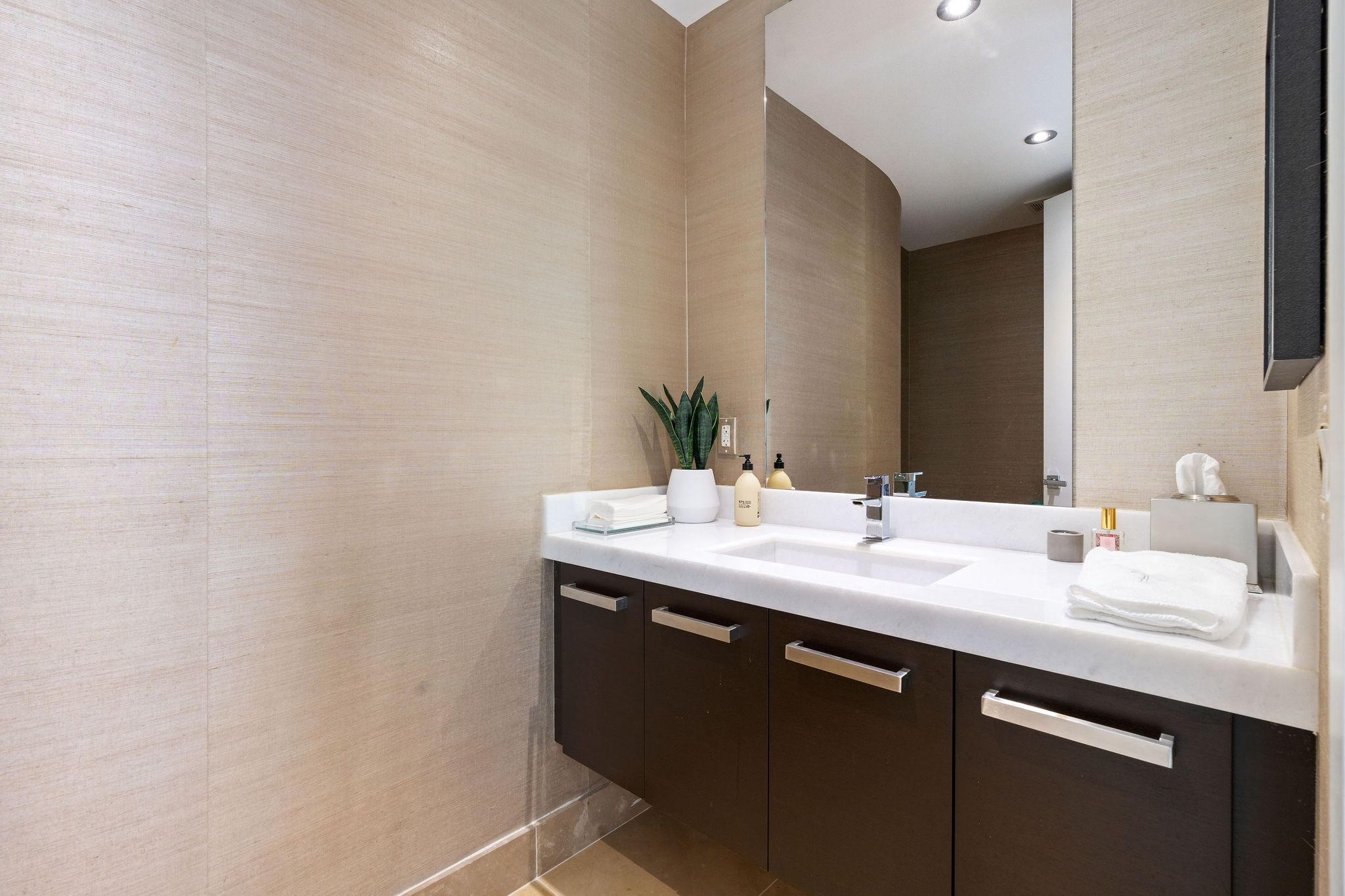  5959 Collins Ave, Miami Beach, FL, 33140 - 物件實景