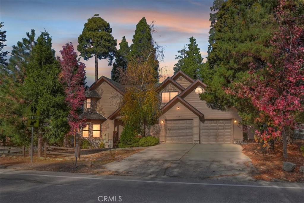 Lake Arrowhead, California, 92352, United States, 4 Bedrooms Bedrooms, ,3 BathroomsBathrooms,Residential,For Sale,1998822