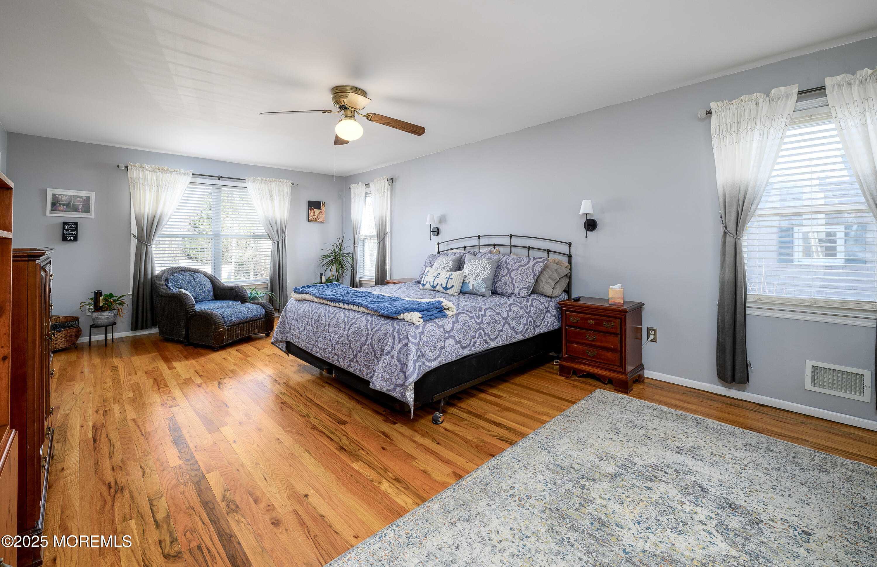 Manalapan, New Jersey, 07726, United States, 4 Bedrooms Bedrooms, ,3 BathroomsBathrooms,Residential,For Sale,2003393