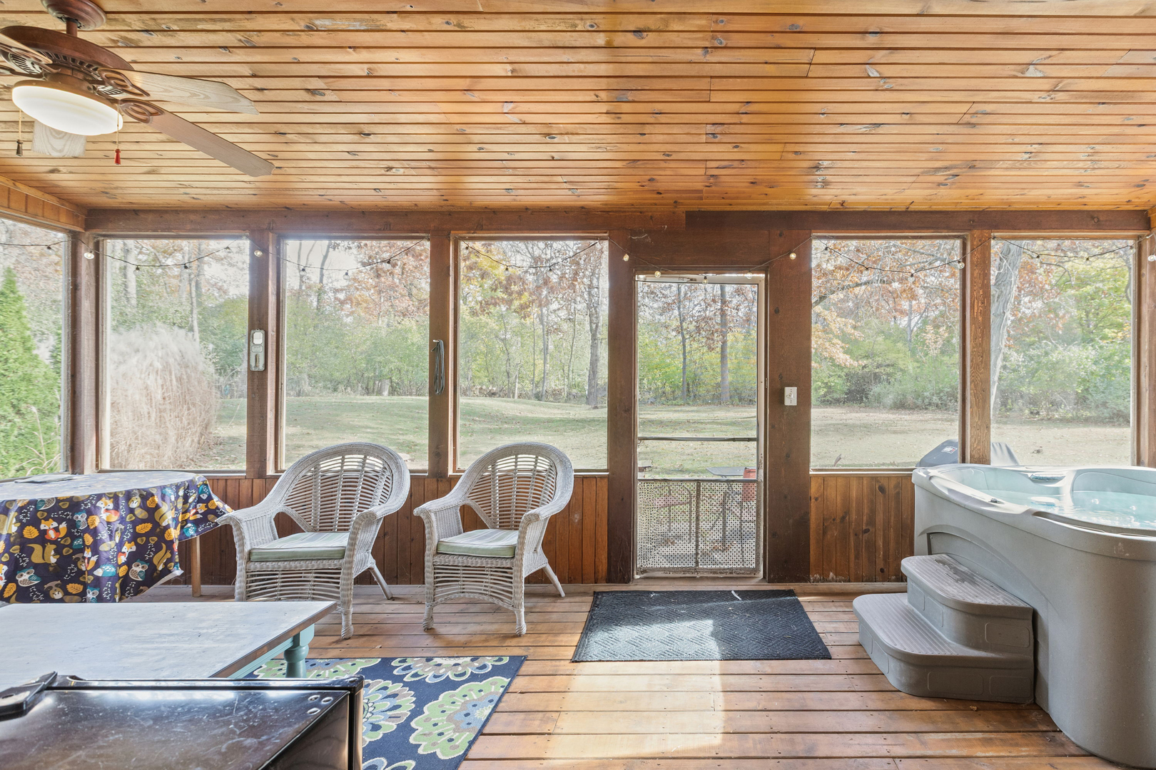 North Barrington, Illinois, 60010, United States, 4 Bedrooms Bedrooms, ,3 BathroomsBathrooms,Residential,For Sale,1991124