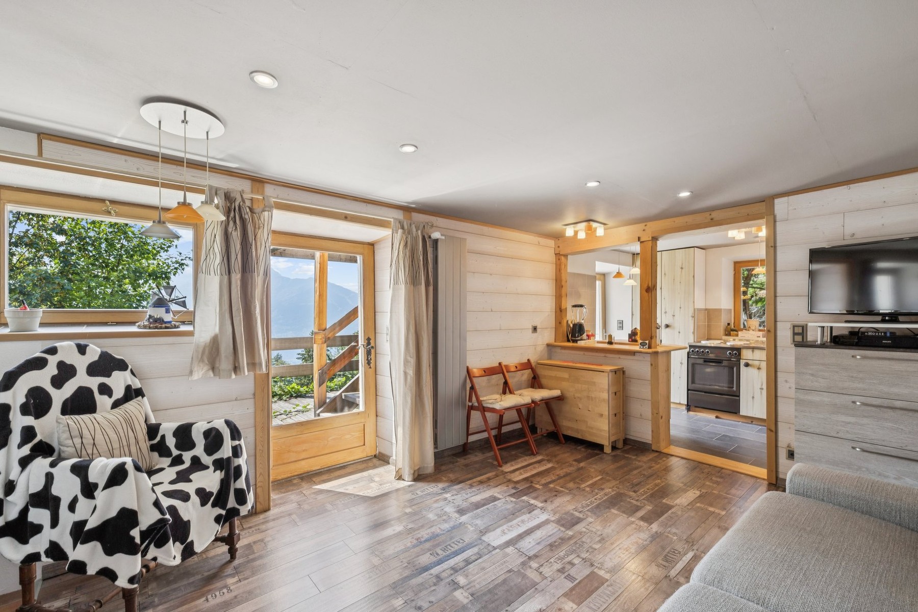  Renovated chalet in the hills above Gryon, independent studio, breathtaking view - 物件實景
