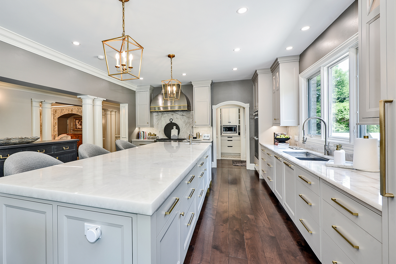 Inverness, Illinois, 60067, United States, 6 Bedrooms Bedrooms, ,10 BathroomsBathrooms,Residential,For Sale,1980609