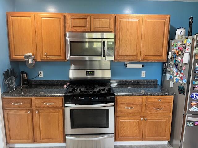 Branch, Michigan, 49402, United States, 5 Bedrooms Bedrooms, ,4 BathroomsBathrooms,Residential,For Sale,1986273