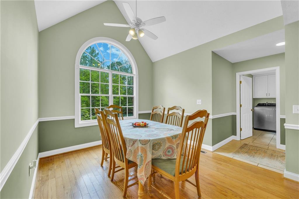 Murrayville, Georgia, 30564, United States, 5 Bedrooms Bedrooms, ,4 BathroomsBathrooms,Residential,For Sale,1836190