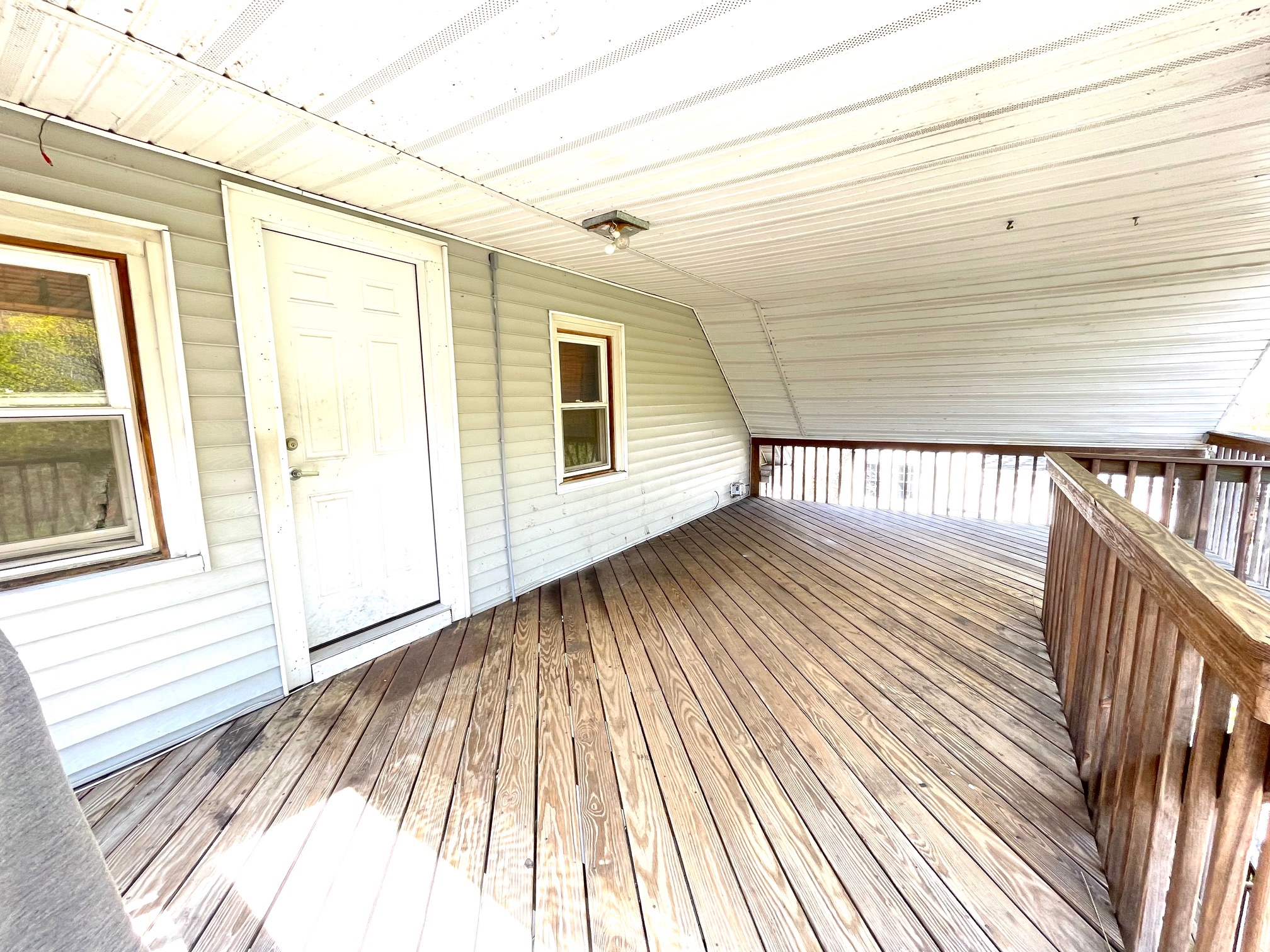 Ansonia, Connecticut, 06401, United States, 8 Bedrooms Bedrooms, ,3 BathroomsBathrooms,Residential,For Sale,1979157