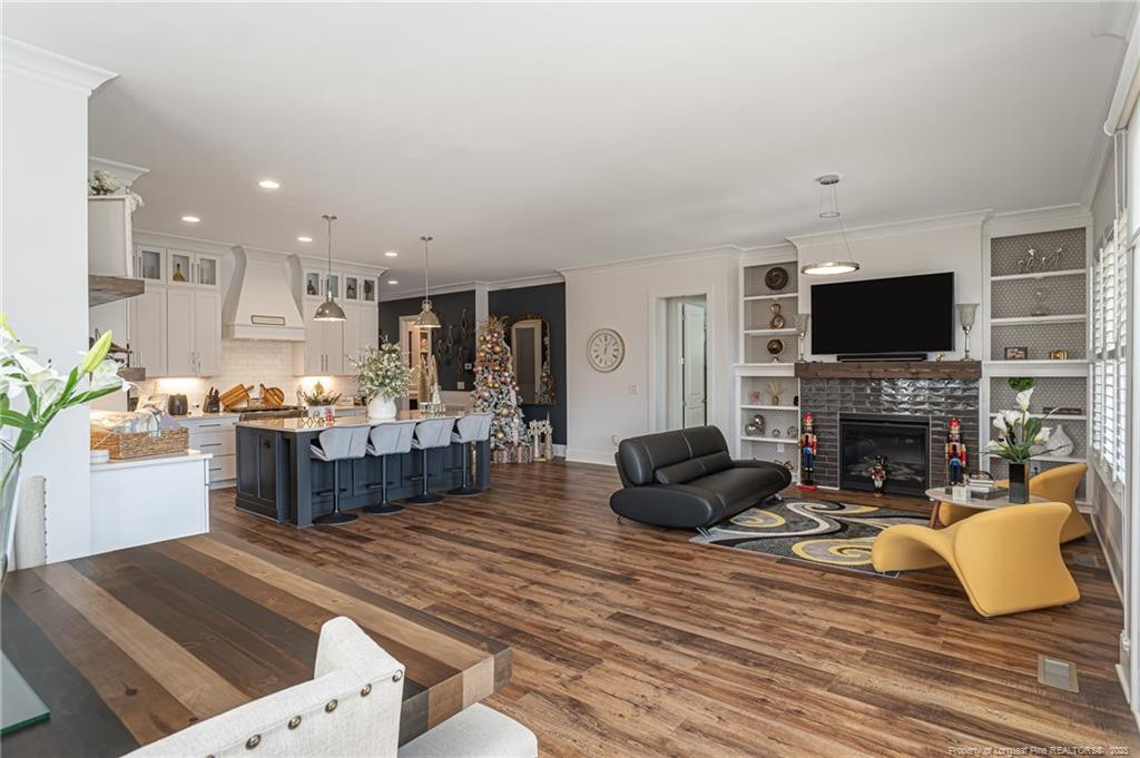 Holly Springs, North Carolina, 27540, United States, 4 Bedrooms Bedrooms, ,4 BathroomsBathrooms,Residential,For Sale,2003311