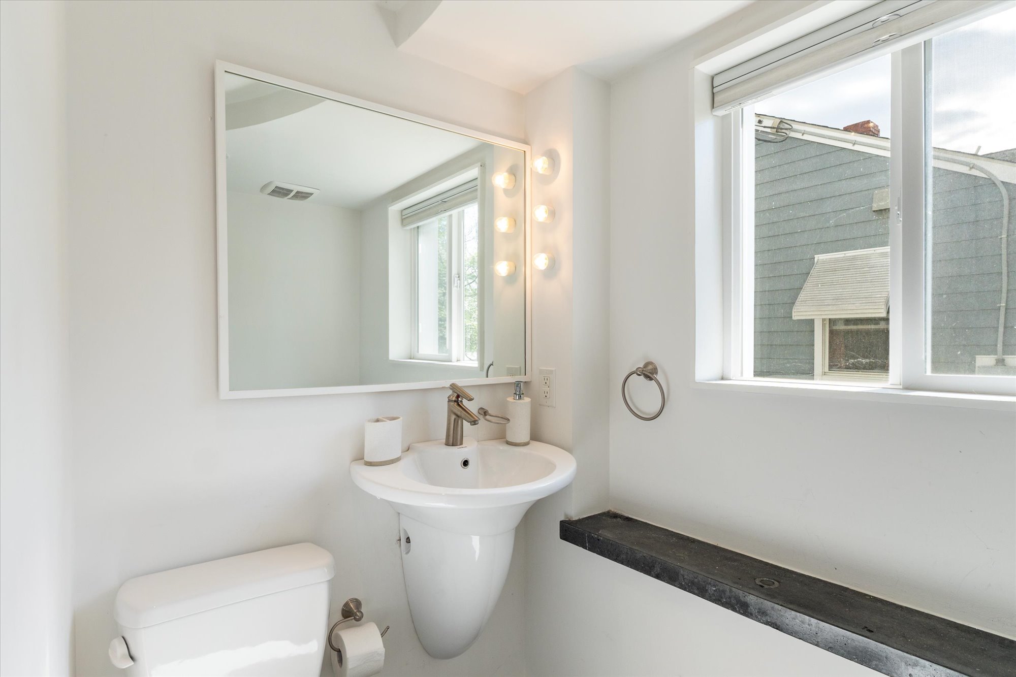  1116 East Jefferson St - 物件實景