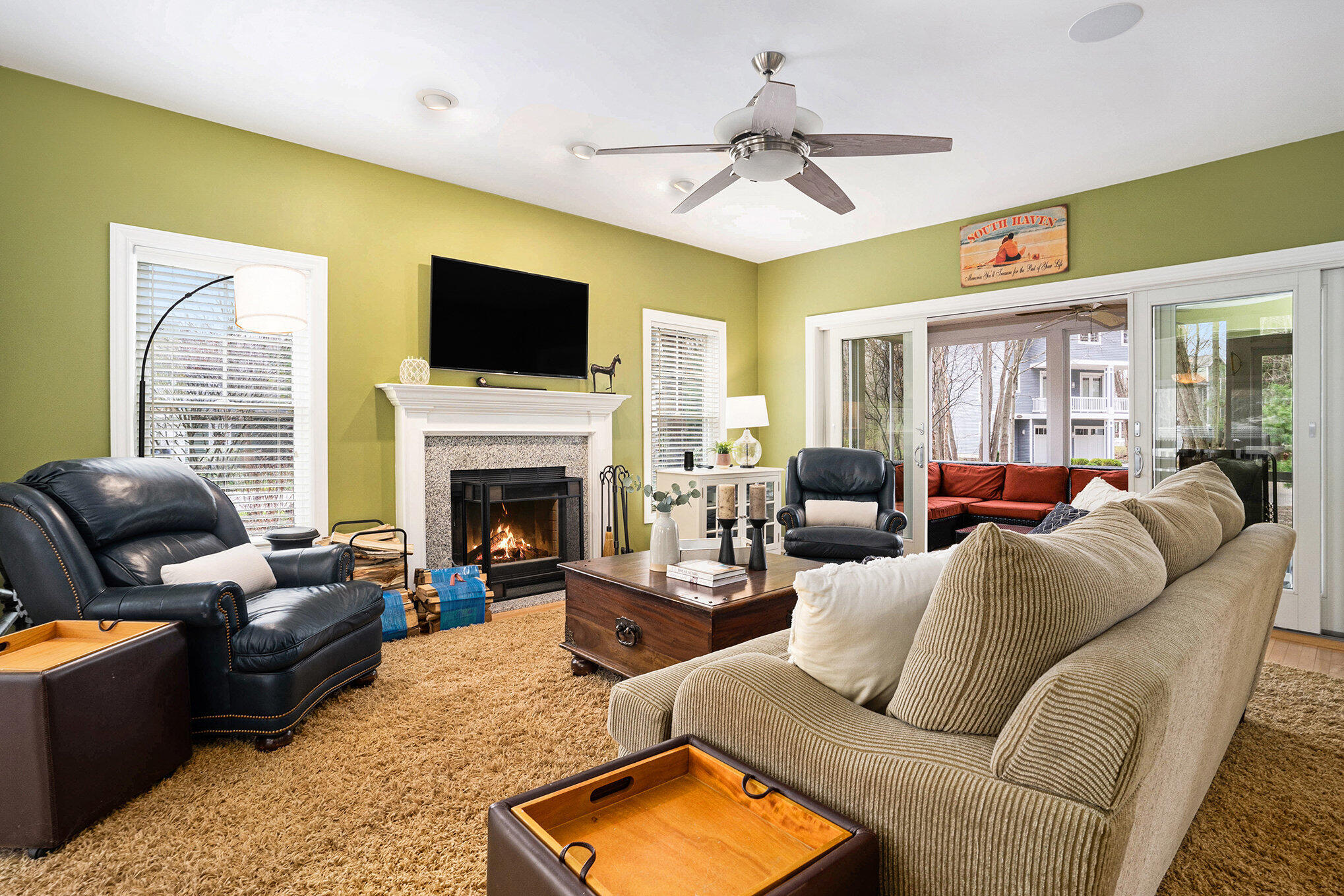 South Haven, Michigan, 49090, United States, 4 Bedrooms Bedrooms, ,4 BathroomsBathrooms,Residential,For Sale,1945011