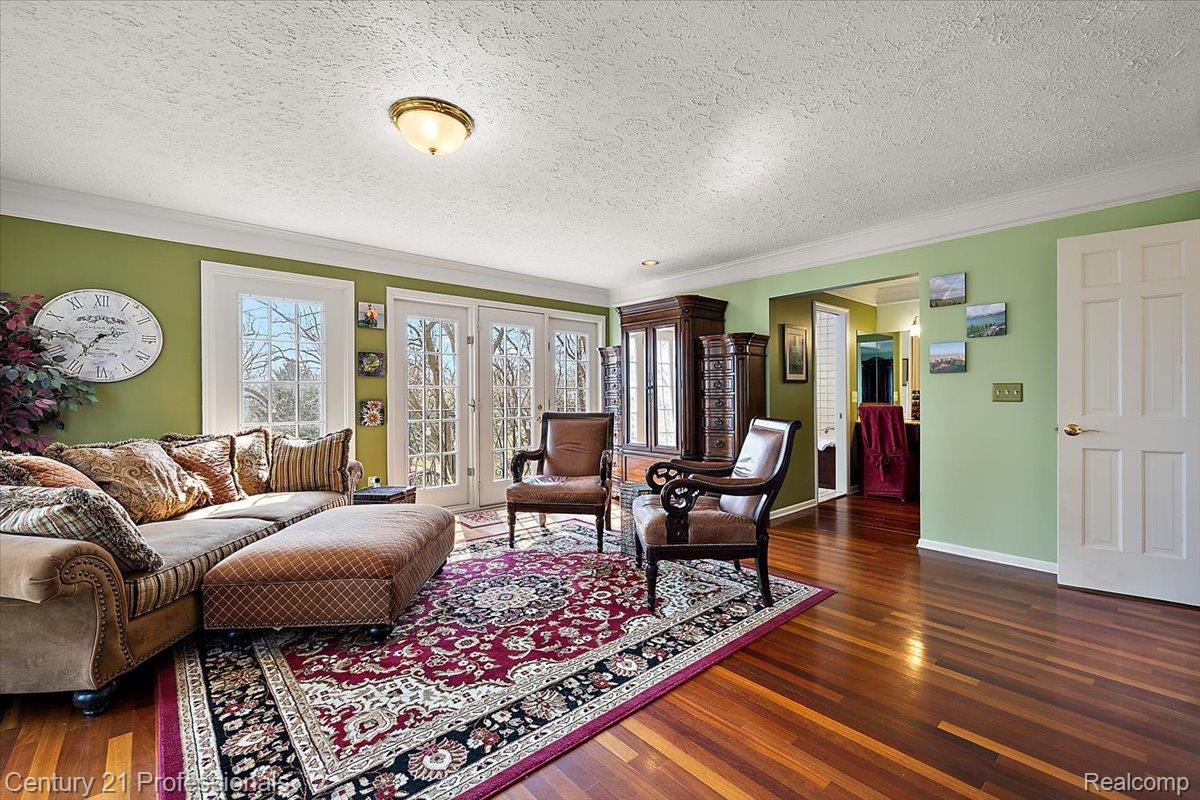 Clarkston, Michigan, 48348, United States, 3 Bedrooms Bedrooms, ,4 BathroomsBathrooms,Residential,For Sale,2036106