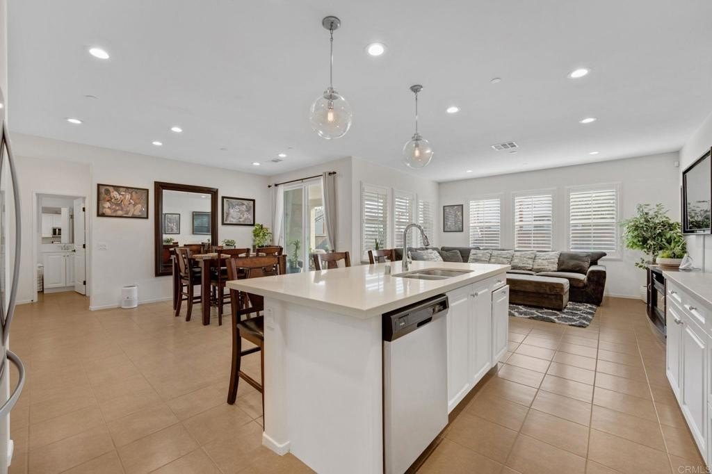 Chula Vista, California, 91913, United States, 4 Bedrooms Bedrooms, ,3 BathroomsBathrooms,Residential,For Sale,1941619