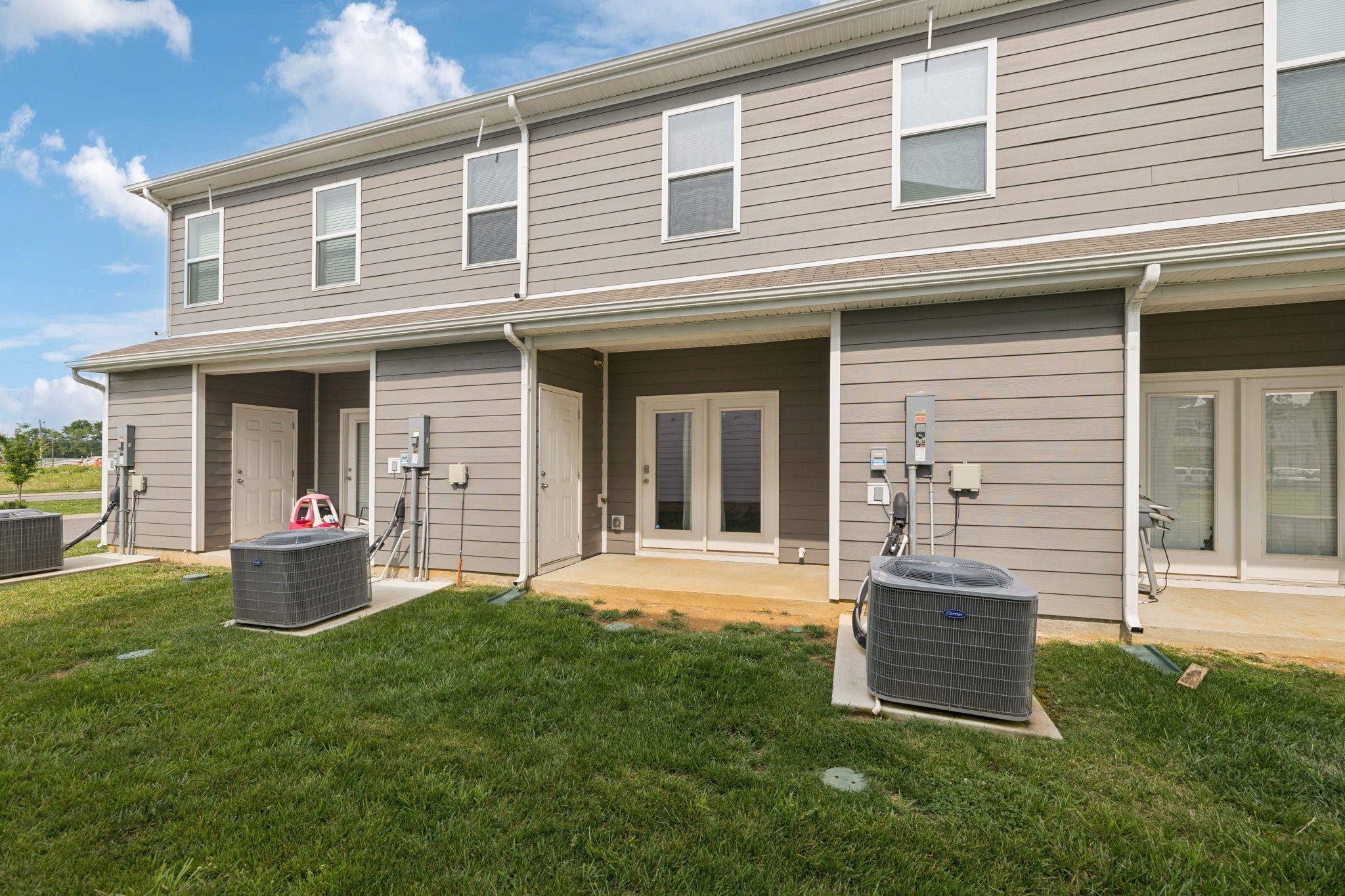  115 Grayson Cir, Chapel Hill, TN, 37034 - 物件實景