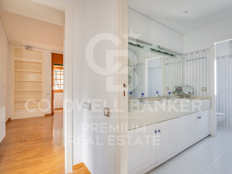 Sant Cugat del Vallès, Catalonia, ES, 6 Bedrooms Bedrooms, ,8 BathroomsBathrooms,Residential,For Sale,1627938