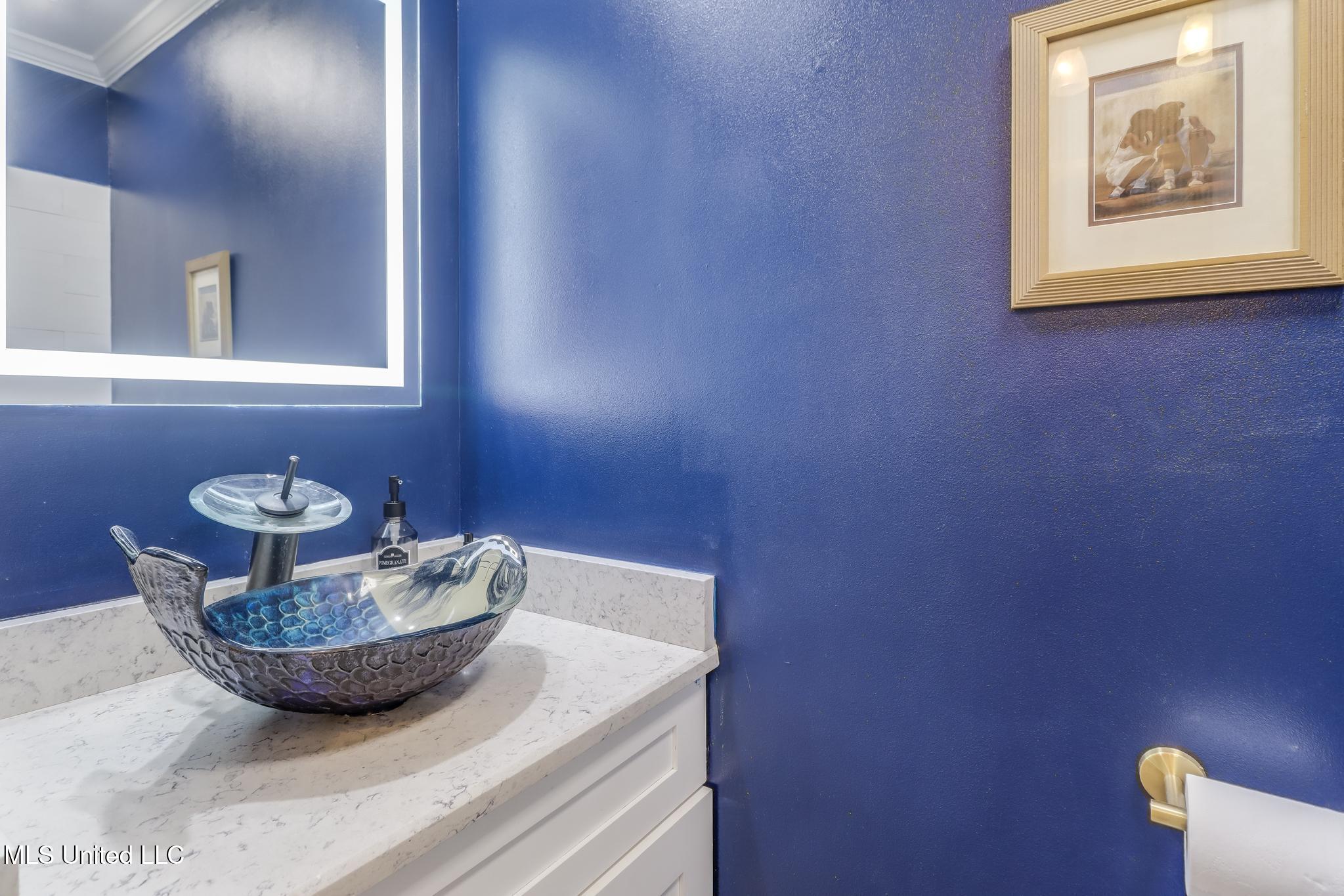Gulfport, Mississippi, 39507, United States, 4 Bedrooms Bedrooms, ,4 BathroomsBathrooms,Residential,For Sale,1876501