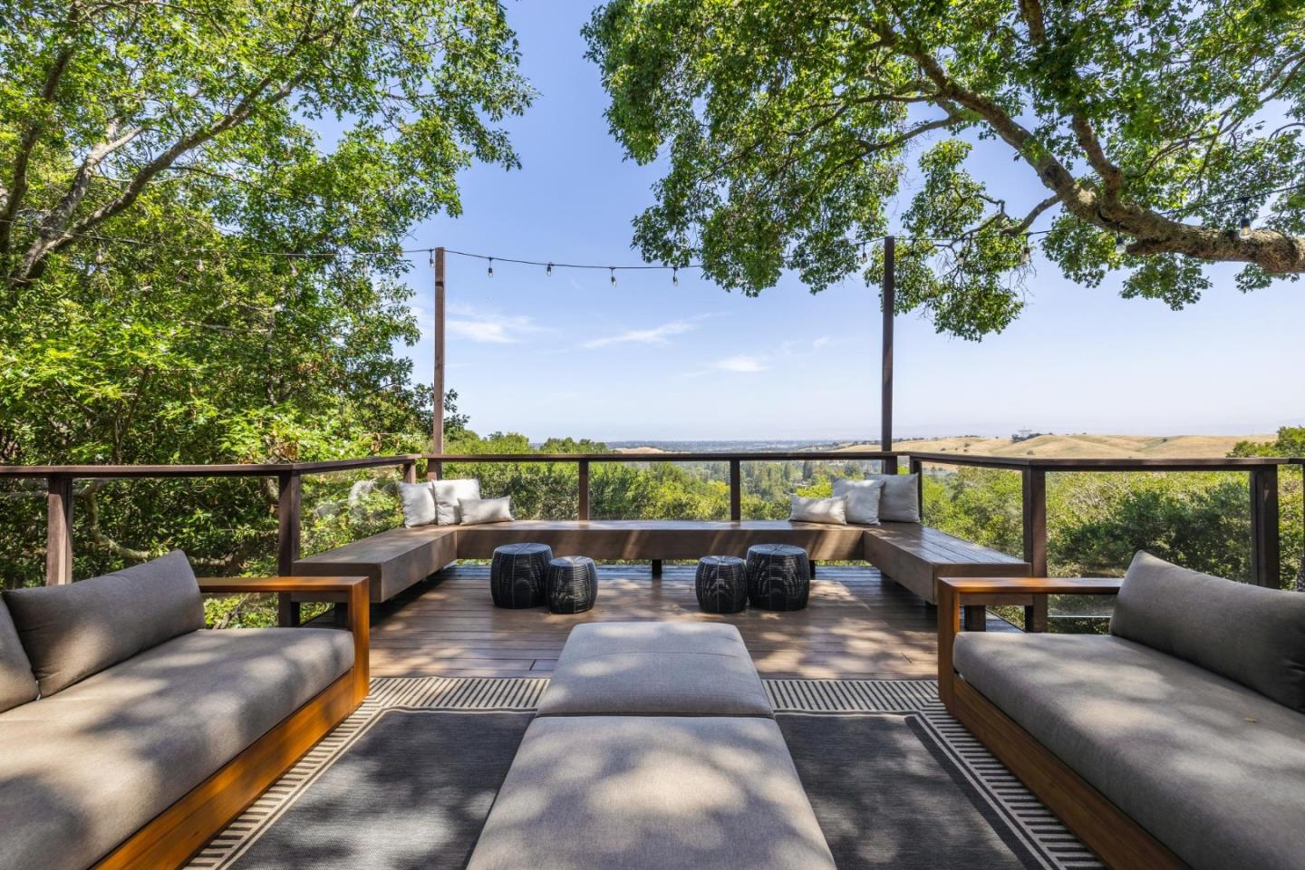 Portola Valley, California, 94028, United States, 6 Bedrooms Bedrooms, ,6 BathroomsBathrooms,Residential,For Sale,1917996
