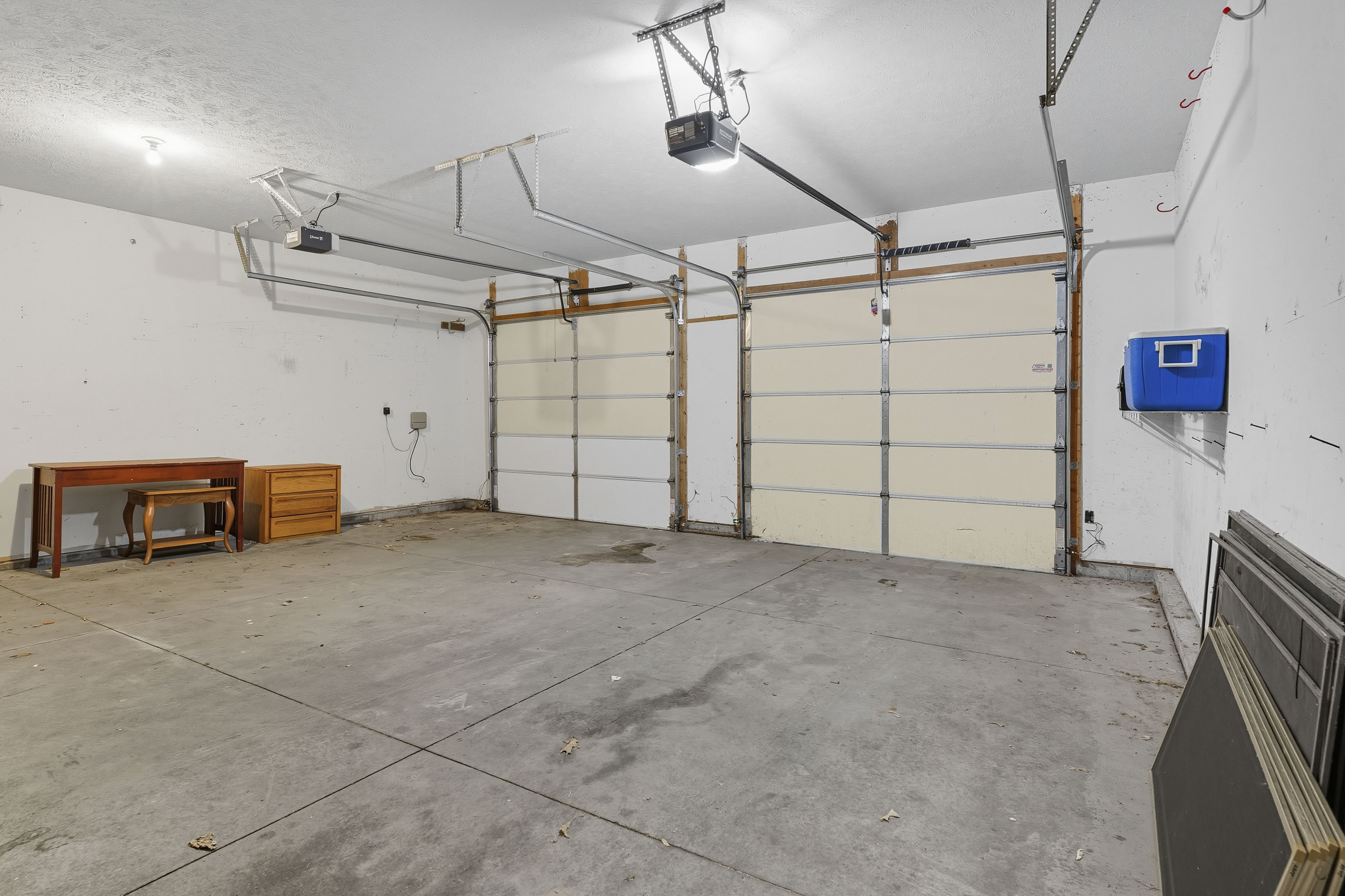 Manhattan, Kansas, 66502, United States, 5 Bedrooms Bedrooms, ,3 BathroomsBathrooms,Residential,For Sale,1960988