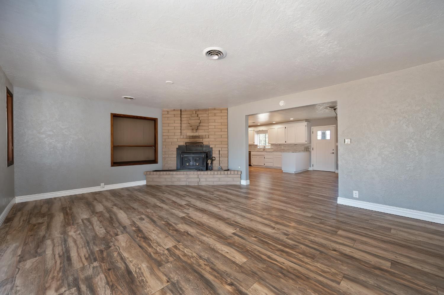 Biggs, California, 95917, United States, 3 Bedrooms Bedrooms, ,2 BathroomsBathrooms,Residential,For Sale,1933652