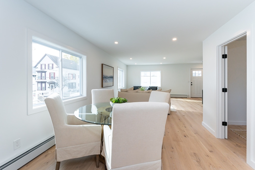 Haverhill, Massachusetts, 01830, United States, 4 Bedrooms Bedrooms, ,2 BathroomsBathrooms,Residential,For Sale,1991718