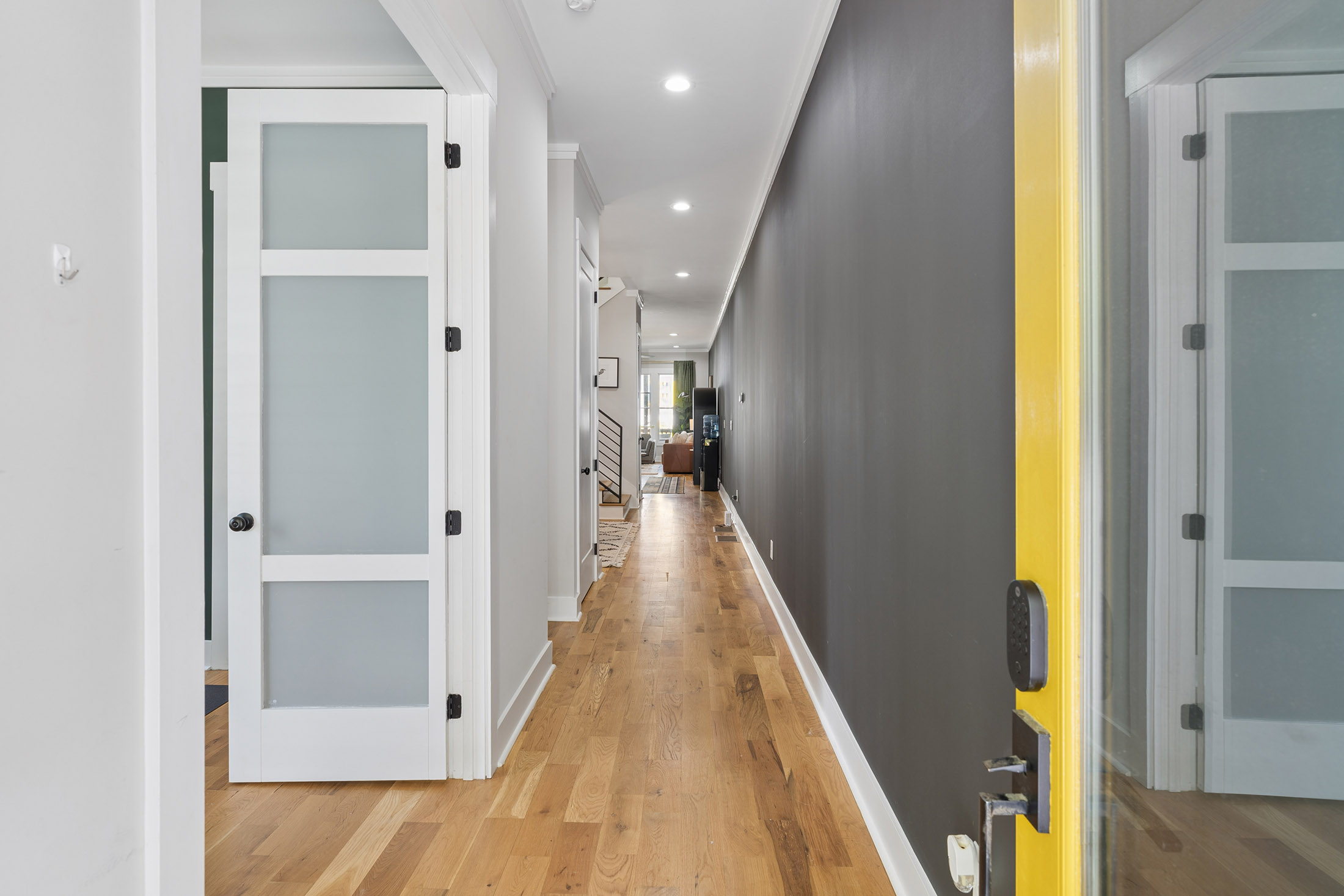  beautifully designed craftsman-style townhome near grant  park - 物件實景