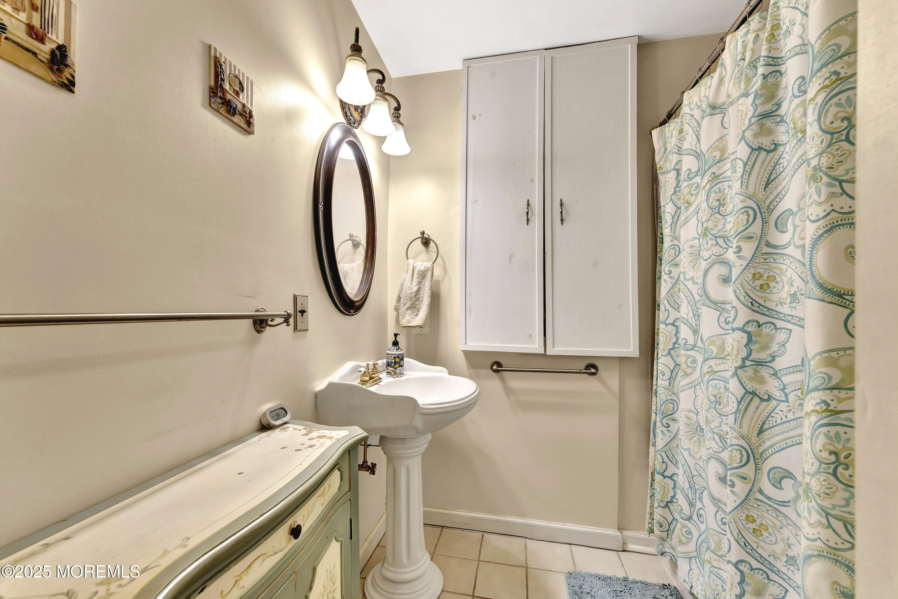 Brick, New Jersey, 08724, United States, 4 Bedrooms Bedrooms, ,1 BathroomBathrooms,Residential,For Sale,1956126