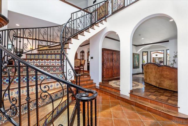 El Cajon, California, 92019, United States, 3 Bedrooms Bedrooms, ,4 BathroomsBathrooms,Residential,For Sale,1872864