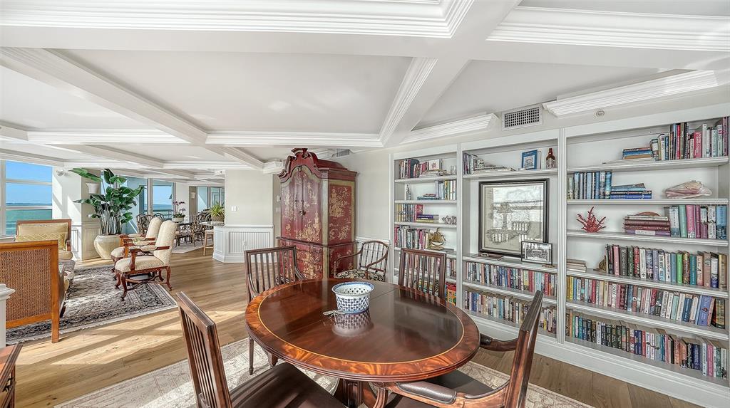 Sarasota, Florida, 34236, United States, 3 Bedrooms Bedrooms, ,3 BathroomsBathrooms,Residential,For Sale,1992113