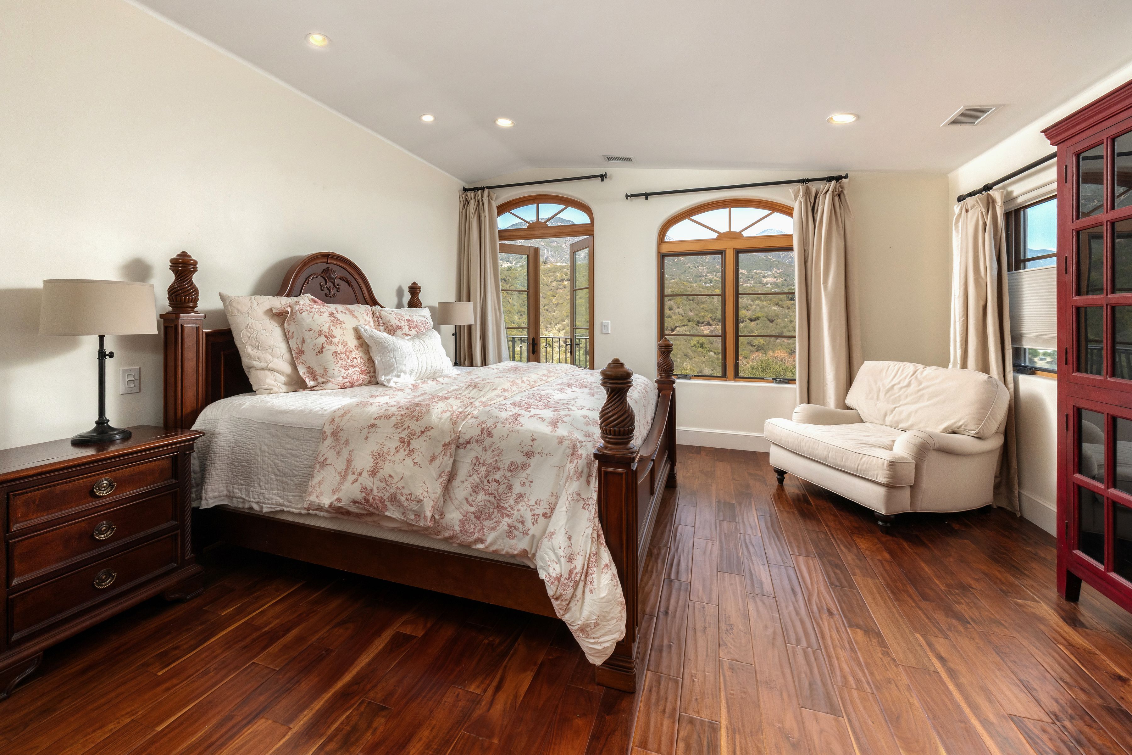  Classic Santa Barbara Home - 物件實景
