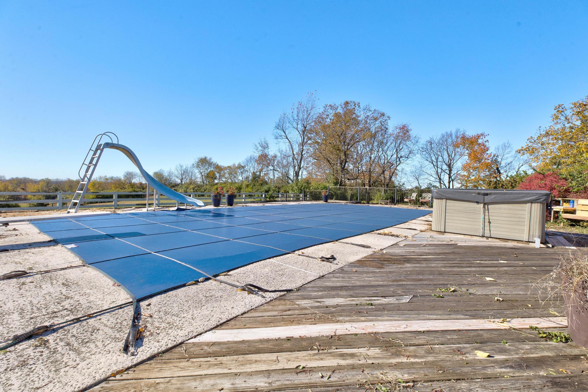 Winchester, Kentucky, 40391, United States, 3 Bedrooms Bedrooms, ,3 BathroomsBathrooms,Residential,For Sale,1992796