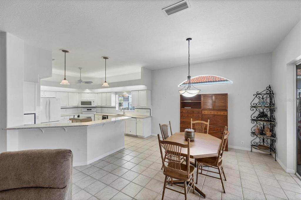 Venice, Florida, 34285, United States, 3 Bedrooms Bedrooms, ,2 BathroomsBathrooms,Residential,For Sale,1997006