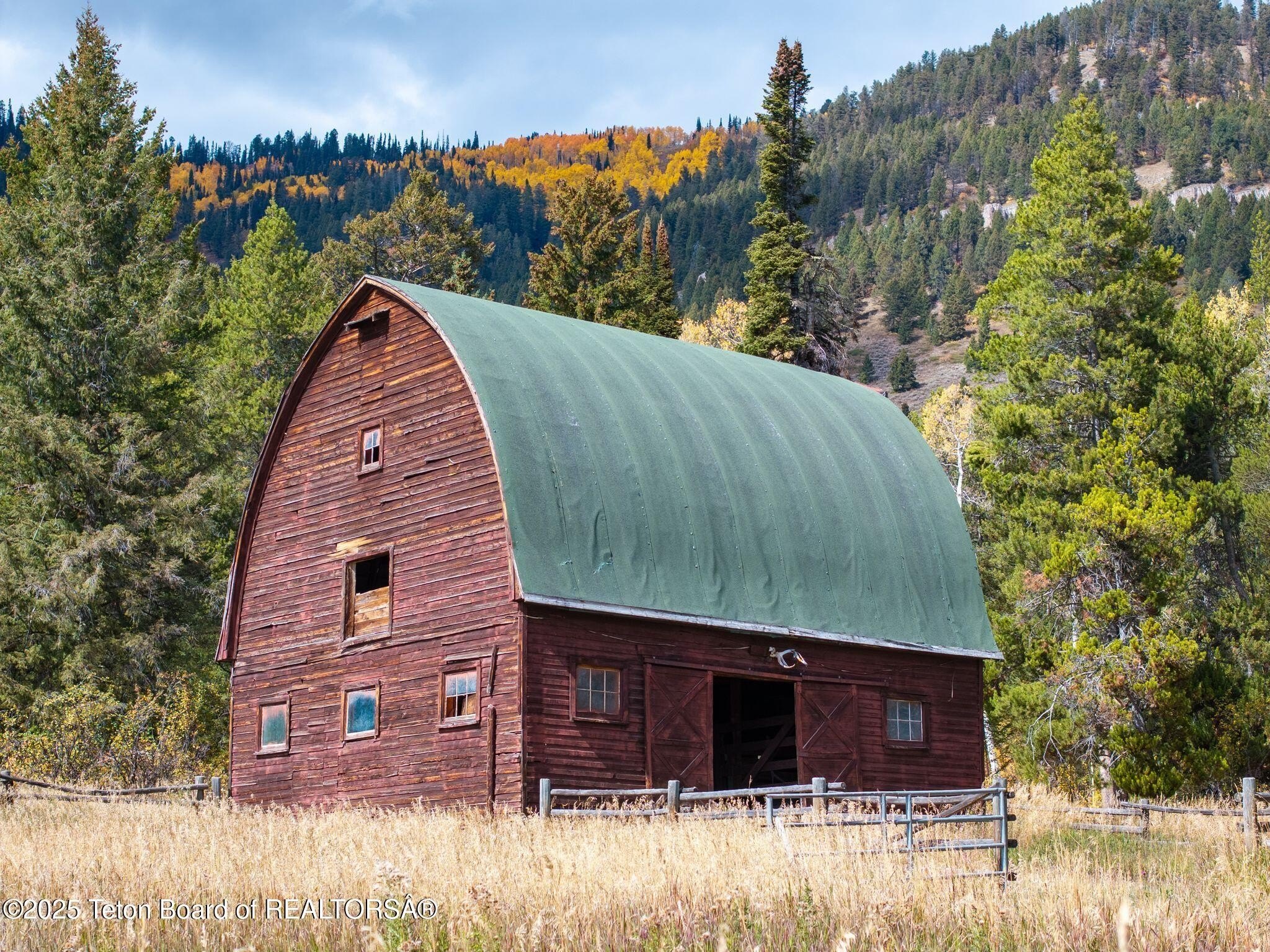 Wilson, Wyoming, 83014, United States, 5 Bedrooms Bedrooms, ,1 BathroomBathrooms,Residential,For Sale,1978081