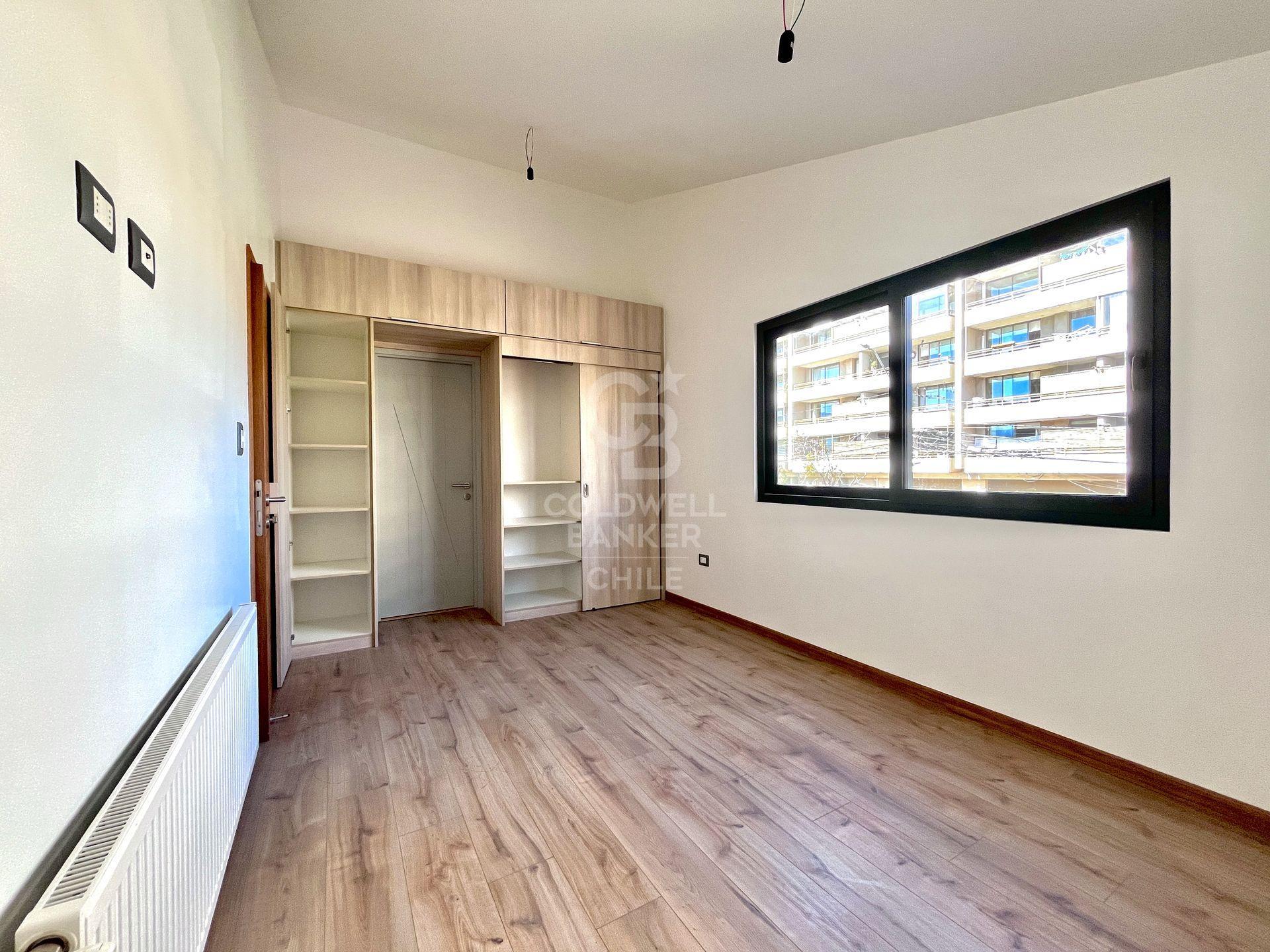 Vitacura, Chile, 3 Bedrooms Bedrooms, ,4 BathroomsBathrooms,Residential,For Sale,1898665