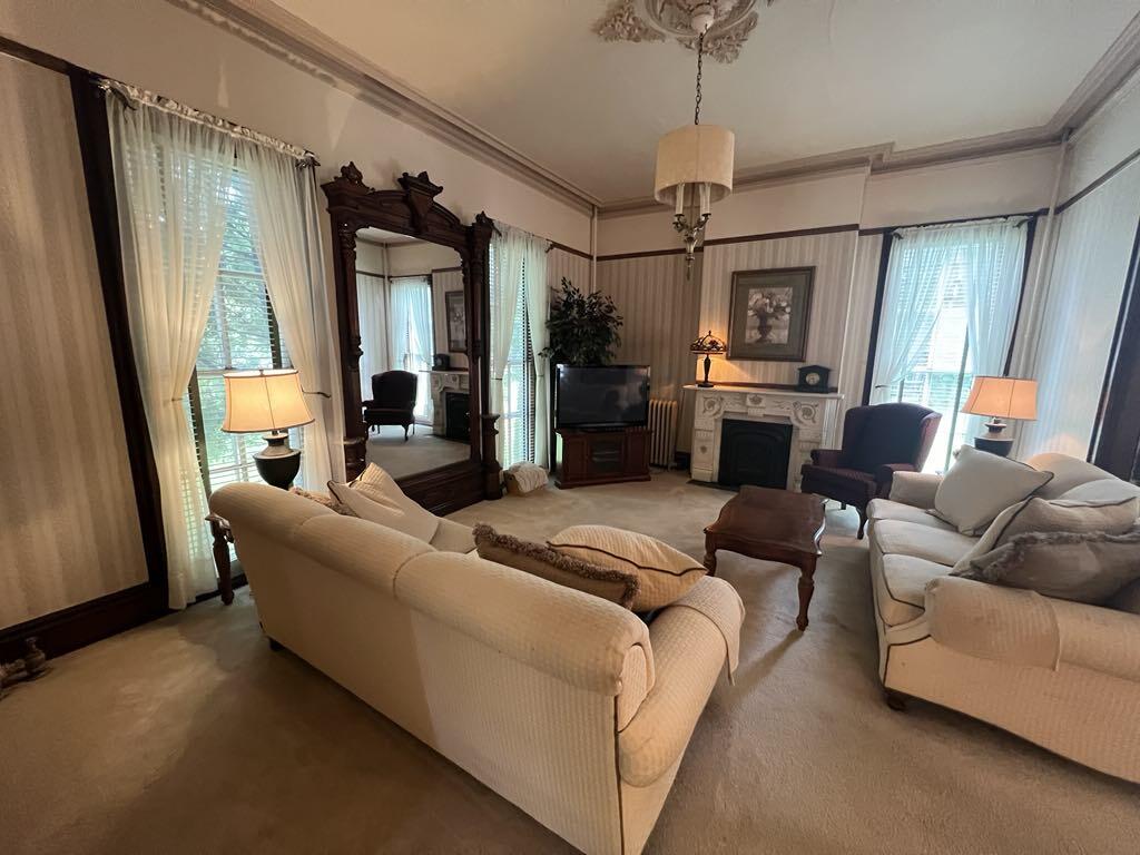 Delavan, Wisconsin, 53115, United States, 8 Bedrooms Bedrooms, ,8 BathroomsBathrooms,Residential,For Sale,1898079