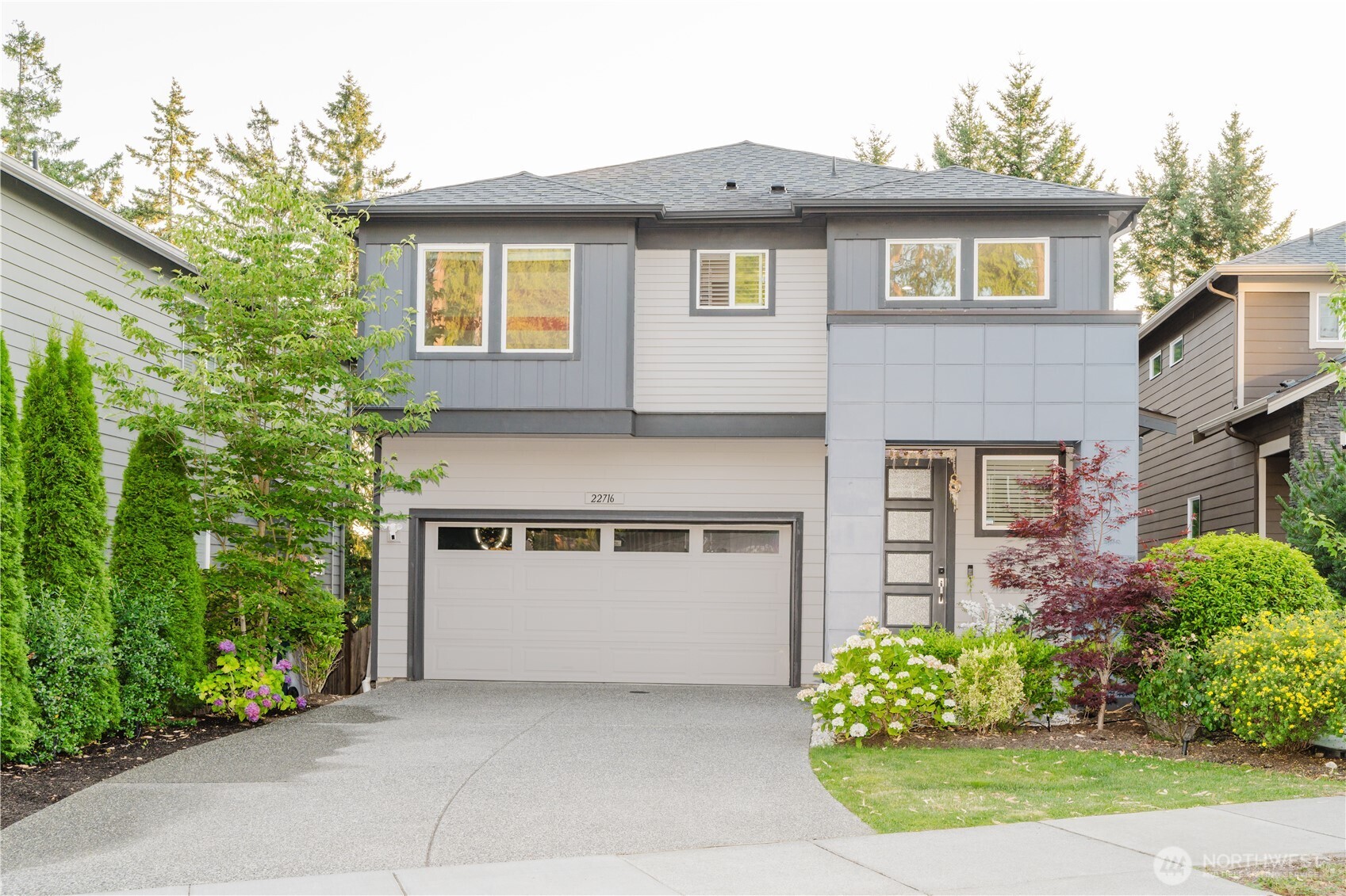 Bothell, Washington, 98021, United States, 5 Bedrooms Bedrooms, ,3 BathroomsBathrooms,Residential,For Sale,1900701