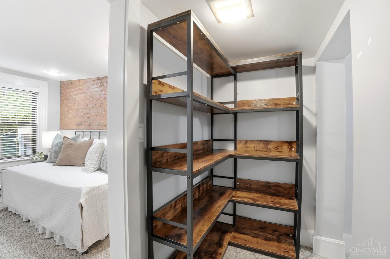 Cincinnati, Ohio, 45202, United States, 3 Bedrooms Bedrooms, ,2 BathroomsBathrooms,Residential,For Sale,2002925