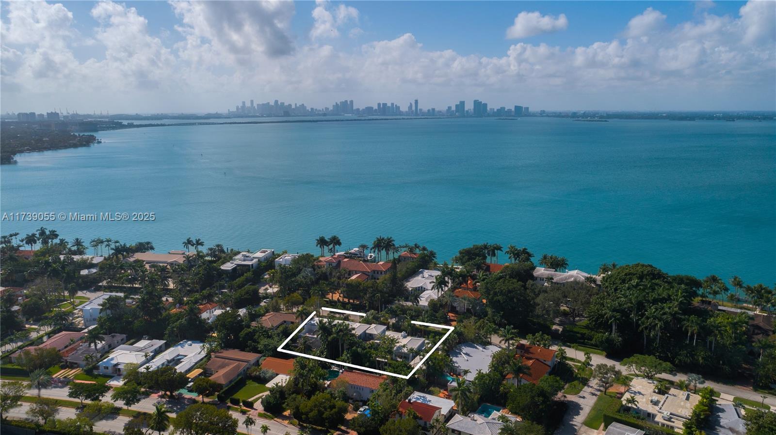 Miami Beach, Florida, 33140, United States, 7 Bedrooms Bedrooms, ,6 BathroomsBathrooms,Residential,For Sale,1794906