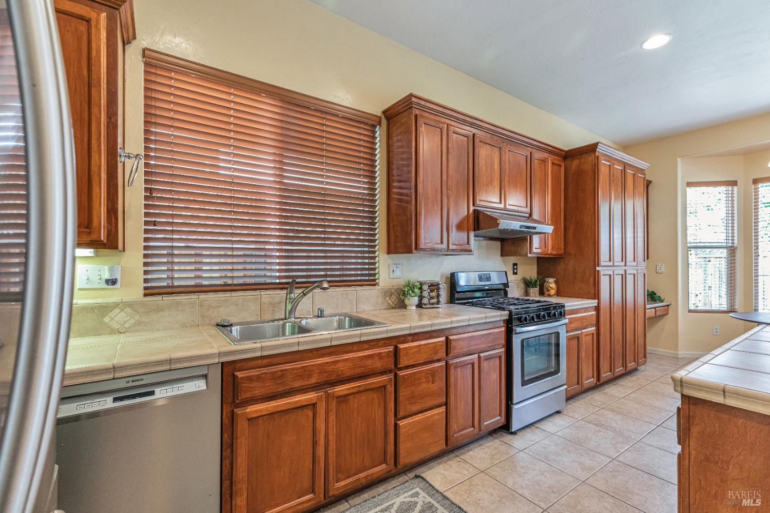Santa Rosa, California, 95403, United States, 3 Bedrooms Bedrooms, ,2 BathroomsBathrooms,Residential,For Sale,1868703