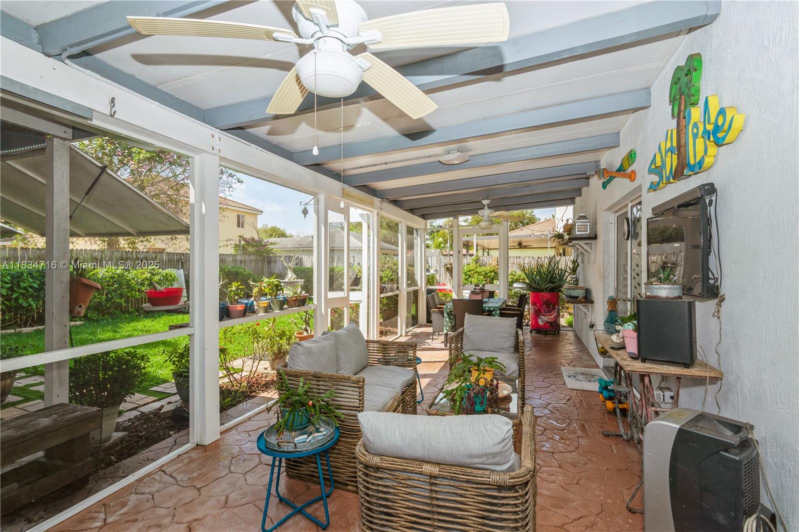 Homestead, Florida, 33033, United States, 5 Bedrooms Bedrooms, ,3 BathroomsBathrooms,Residential,For Sale,1882287