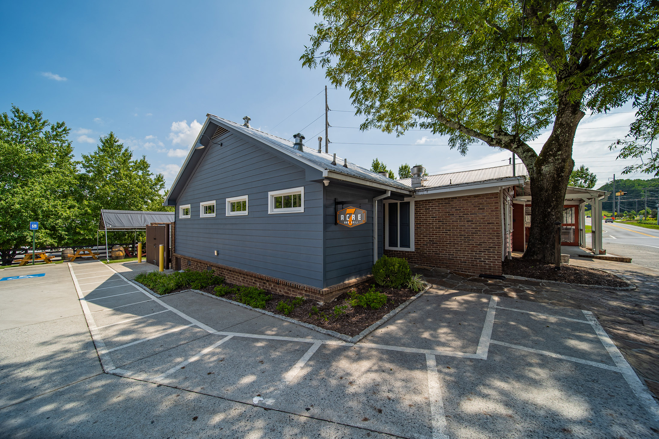  Milton Retreat on 1.43+/- Acres with Pool, Spa and Outdoor Living - 物件實景