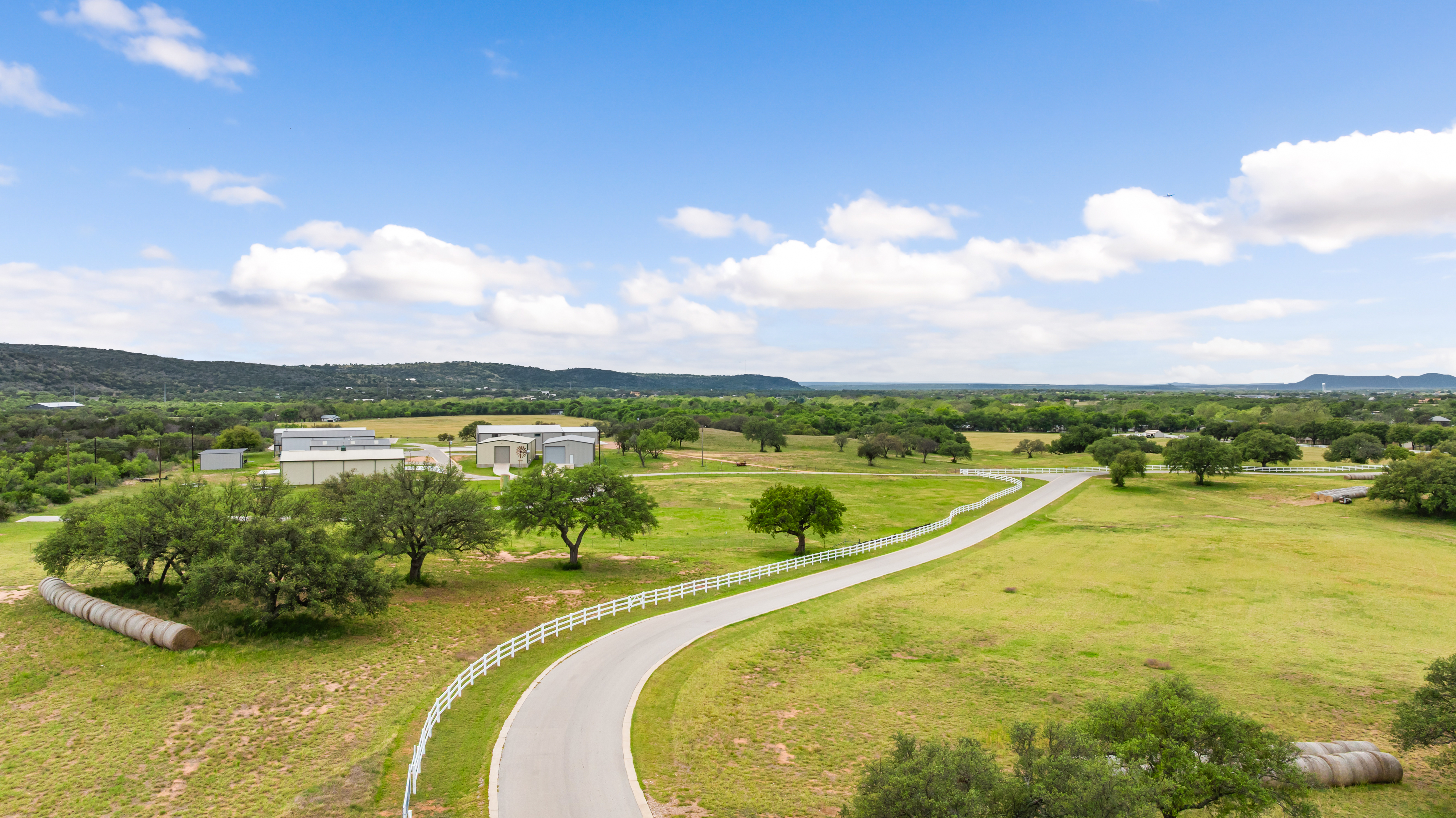  Waterfront Living on Lake LBJ - 物件實景
