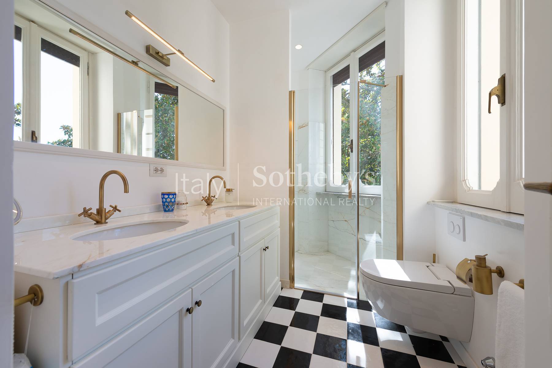  Period villa apartment Immersed in greenery on Via Flaminia - 物件實景