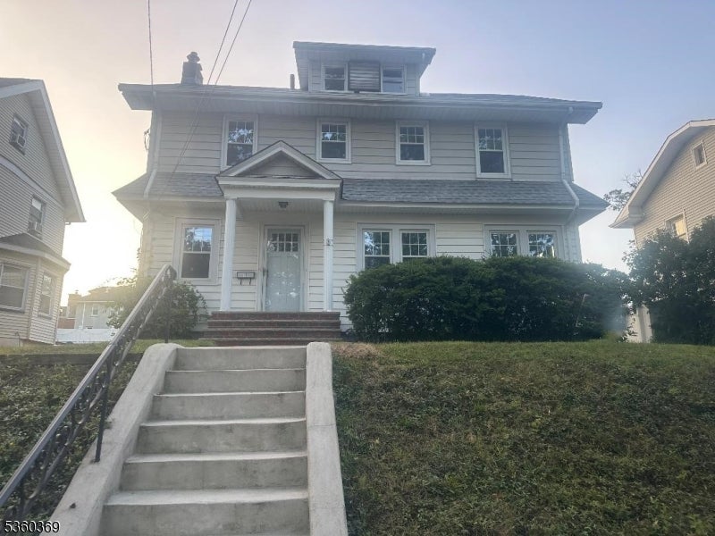 Rutherford Boro, New Jersey, 07070, United States, 3 Bedrooms Bedrooms, ,2 BathroomsBathrooms,Residential,For Sale,1983720