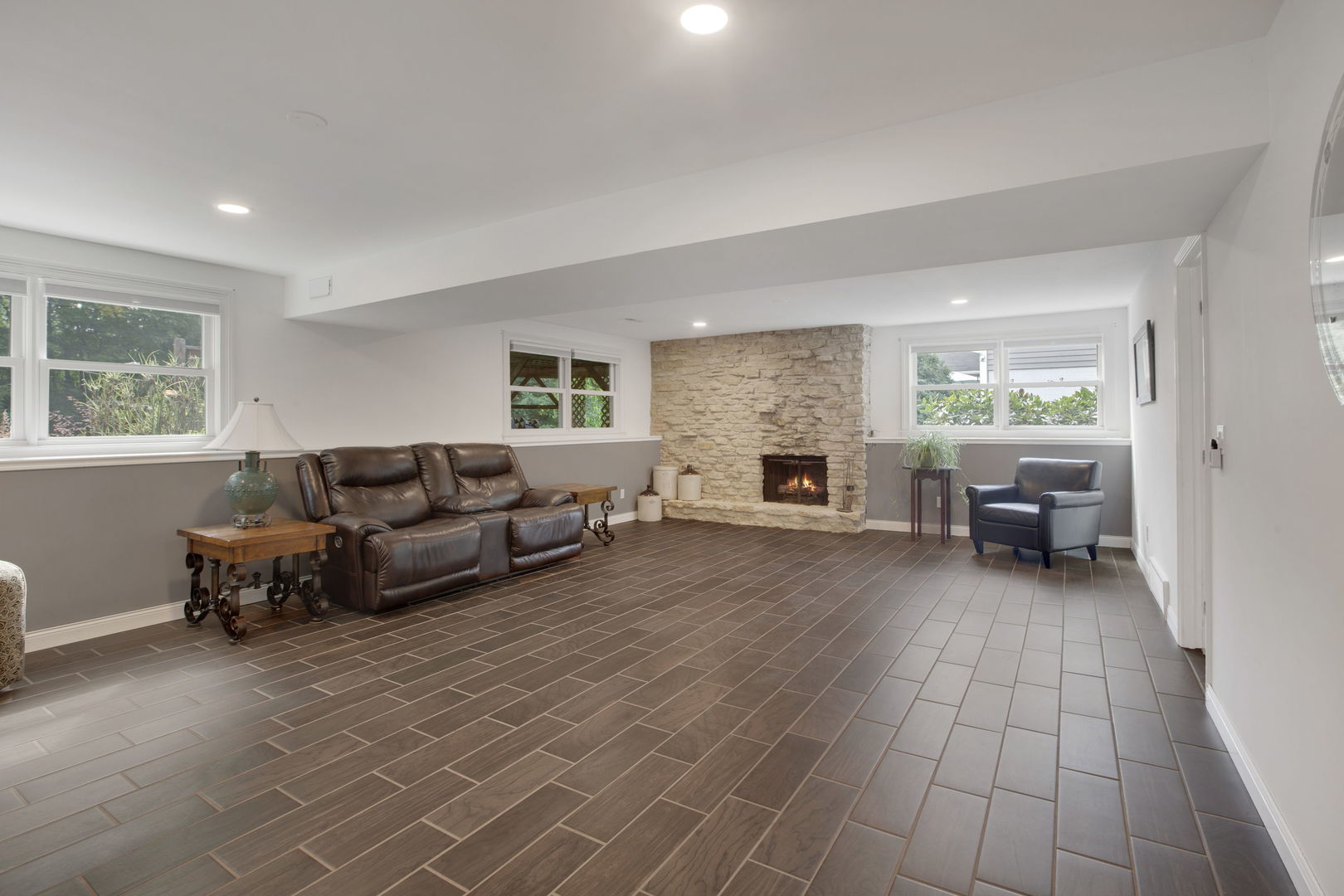 Geneva, Illinois, 60134, United States, 4 Bedrooms Bedrooms, ,3 BathroomsBathrooms,Residential,For Sale,1932749