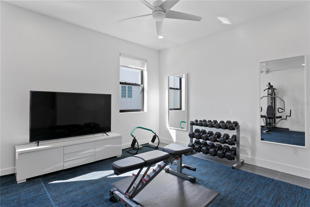 Tampa, Florida, 33606, United States, 4 Bedrooms Bedrooms, ,3 BathroomsBathrooms,Residential,For Sale,1998120