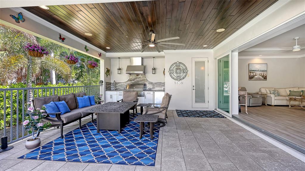 Sarasota, Florida, 34236, United States, 3 Bedrooms Bedrooms, ,4 BathroomsBathrooms,Residential,For Sale,1987814