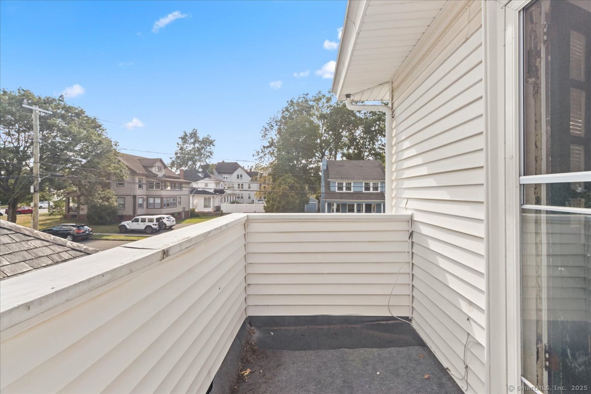 West Hartford, Connecticut, 06119, United States, 4 Bedrooms Bedrooms, ,4 BathroomsBathrooms,Residential,For Sale,1994657