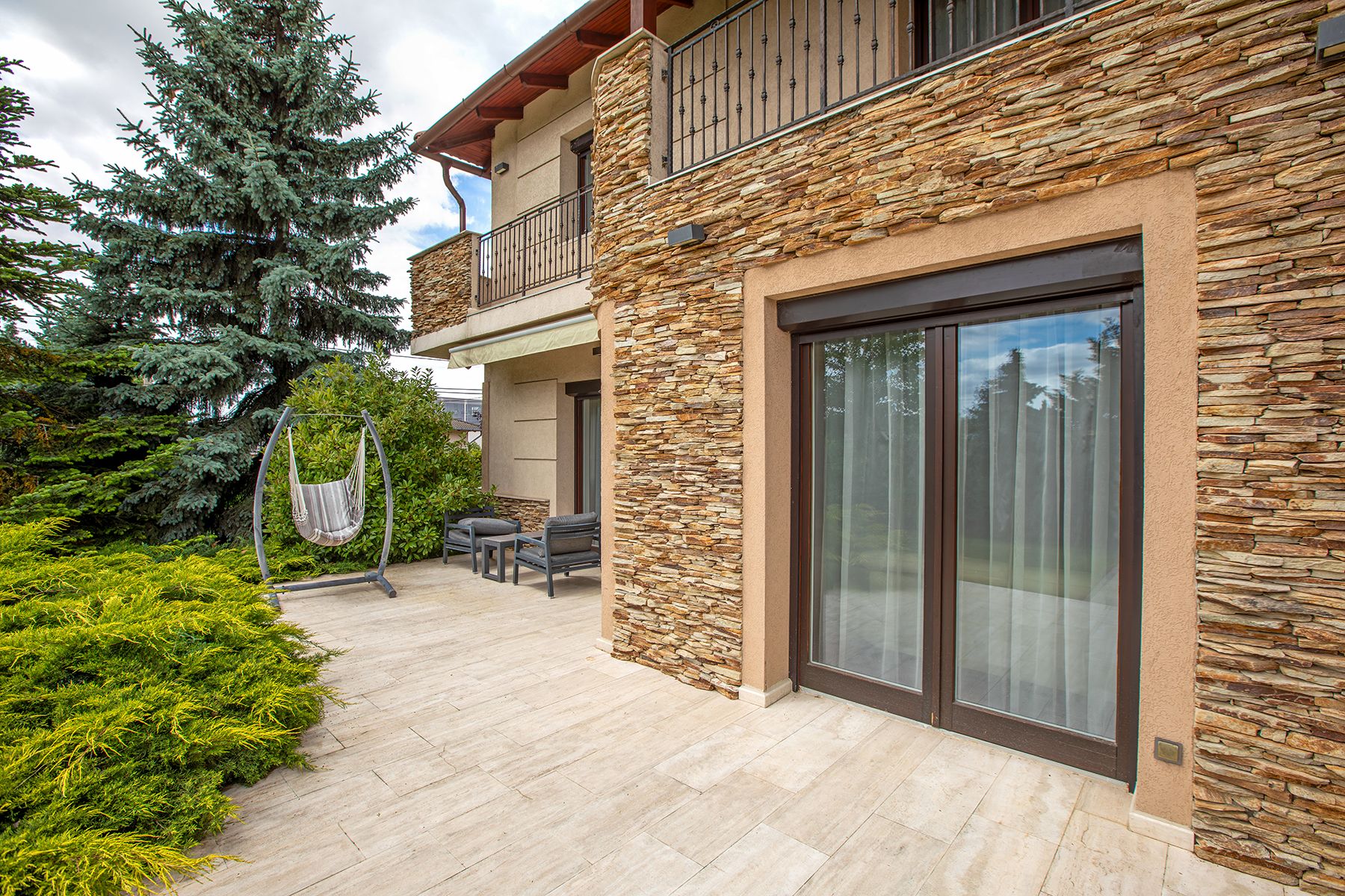  Well designed, energy efficient classic family villa in Érd - 物件實景