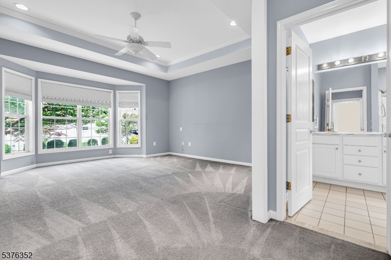 Franklin Twp., New Jersey, 08873, United States, 2 Bedrooms Bedrooms, ,2 BathroomsBathrooms,Residential,For Sale,1911173