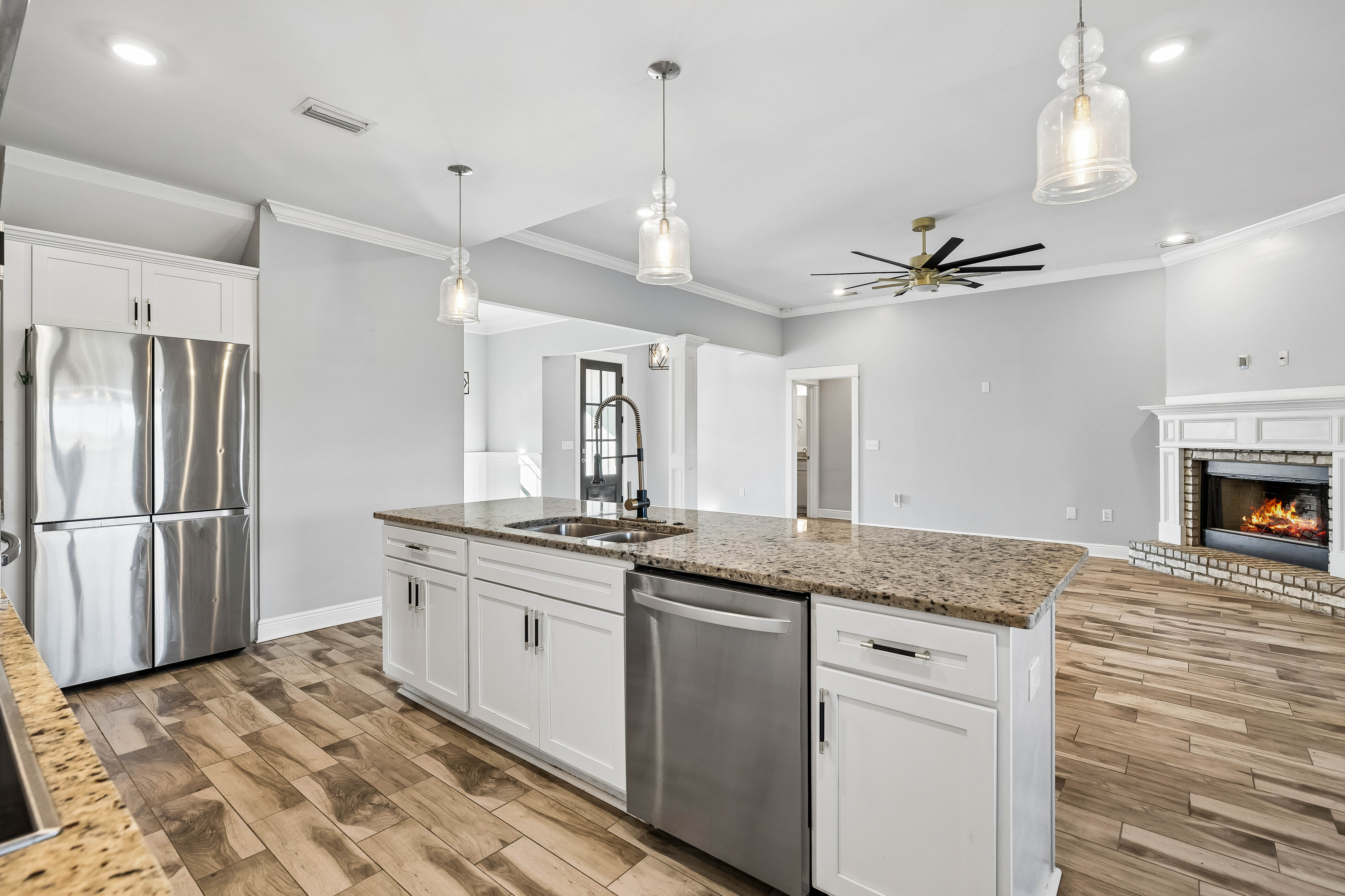  Craftsman-Style Golf Course Home On Expansive Gated Homesite - 物件實景