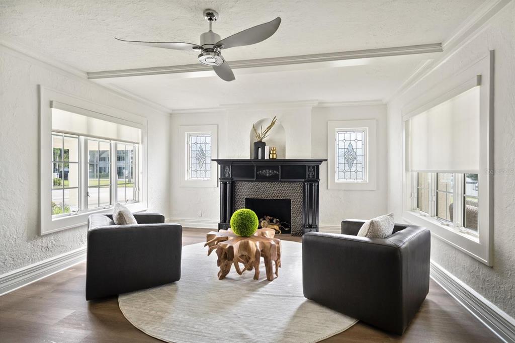 St Petersburg, Florida, 33707, United States, 5 Bedrooms Bedrooms, ,9 BathroomsBathrooms,Residential,For Sale,2000985